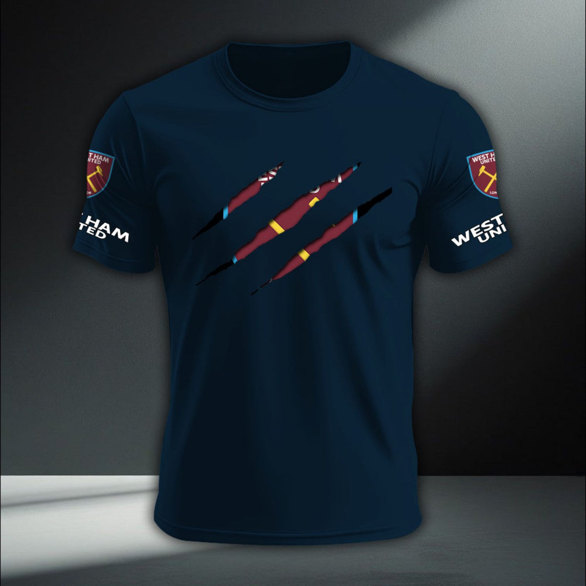 West Ham United DTNA410214